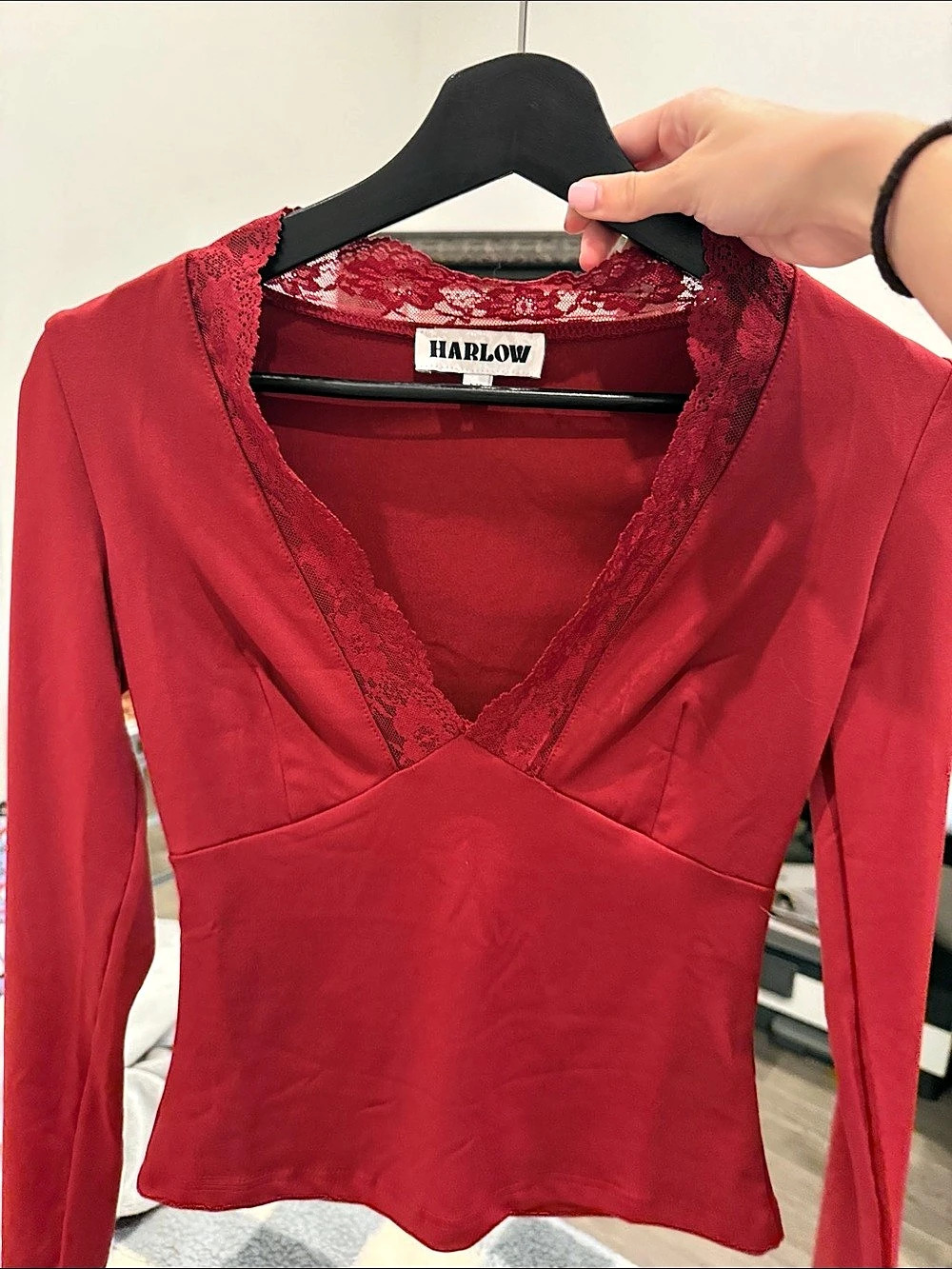 Harlow Long Sleeve Lace Trim Top in Red Size Small Like New